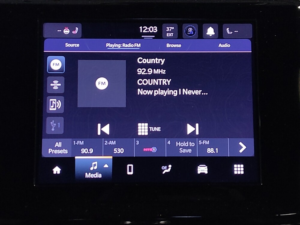 2021 Jeep Grand Cherokee L in Houston, TX 77060 - 18107156 25