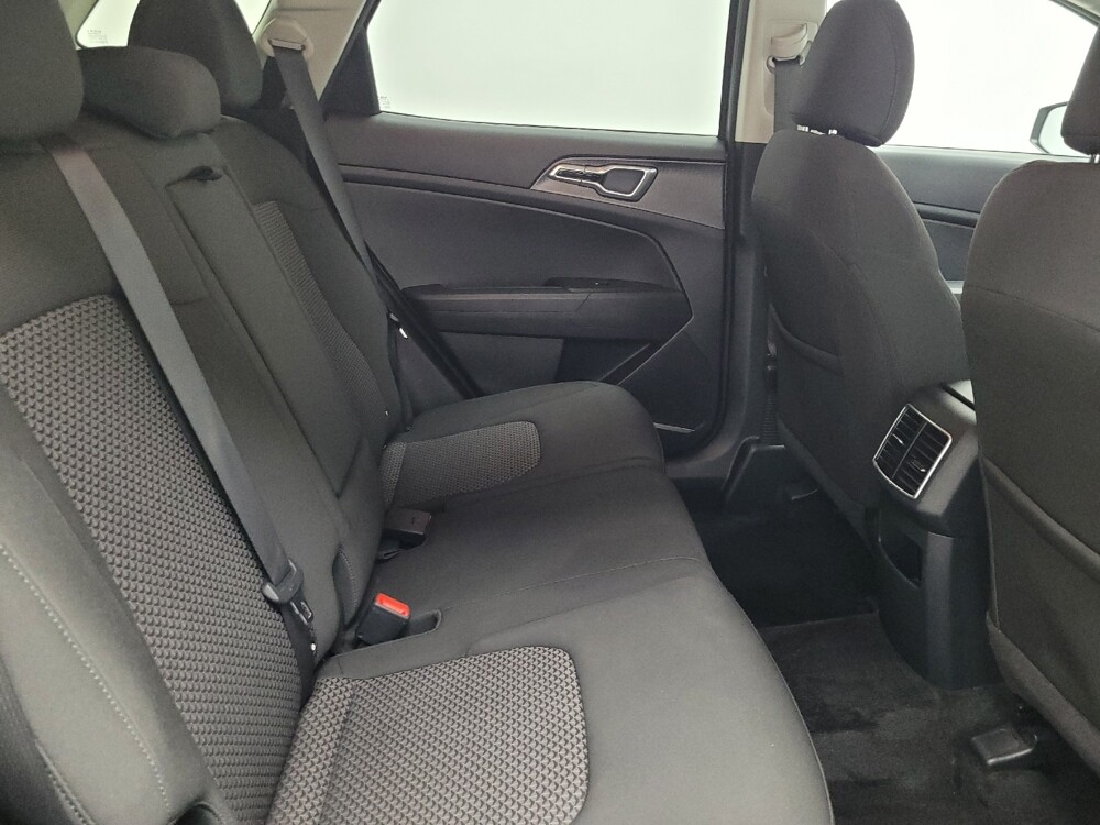 2024 Kia Sportage in Las Vegas, NV 89102 - 18107160 19