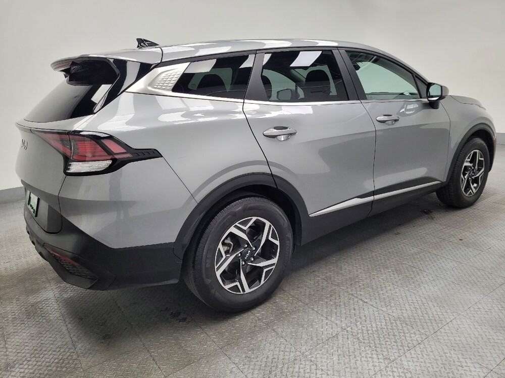 2024 Kia Sportage in Las Vegas, NV 89102 - 18107160 10