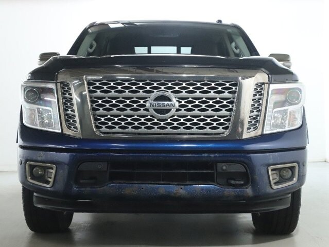 2017 Nissan Titan in Bedford, OH 44146 - 18107168 5