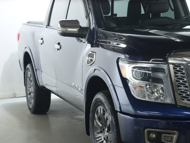2017 Nissan Titan in Bedford, OH 44146 - 18107168 8