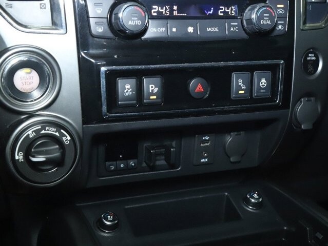 2017 Nissan Titan in Bedford, OH 44146 - 18107168 24