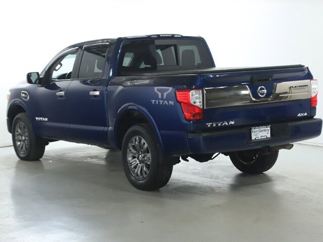 2017 Nissan Titan in Bedford, OH 44146 - 18107168 37
