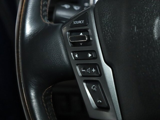 2017 Nissan Titan in Bedford, OH 44146 - 18107168 20