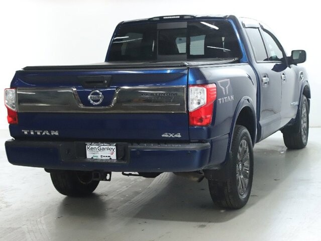 2017 Nissan Titan in Bedford, OH 44146 - 18107168 43