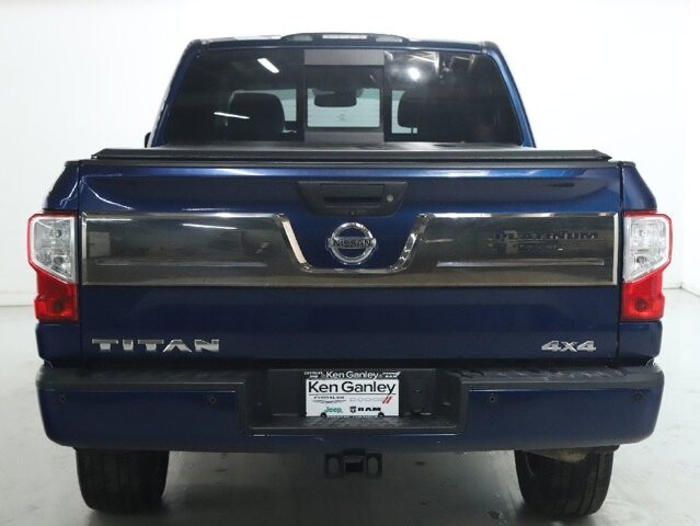 2017 Nissan Titan in Bedford, OH 44146 - 18107168 39
