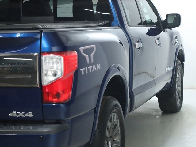 2017 Nissan Titan in Bedford, OH 44146 - 18107168 42
