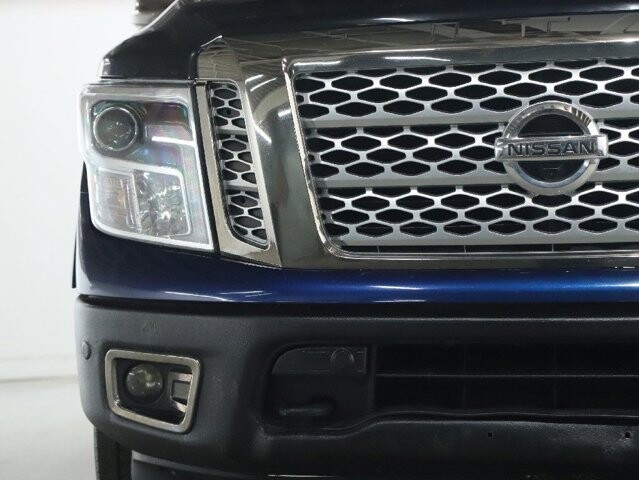 2017 Nissan Titan in Bedford, OH 44146 - 18107168 6