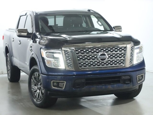 2017 Nissan Titan in Bedford, OH 44146 - 18107168 2