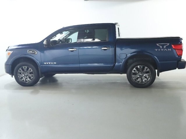 2017 Nissan Titan in Bedford, OH 44146 - 18107168 41
