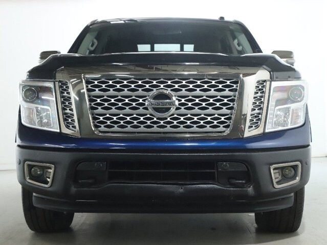 2017 Nissan Titan in Bedford, OH 44146 - 18107168 5