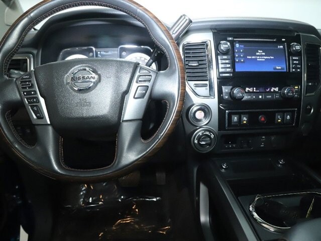 2017 Nissan Titan in Bedford, OH 44146 - 18107168 25