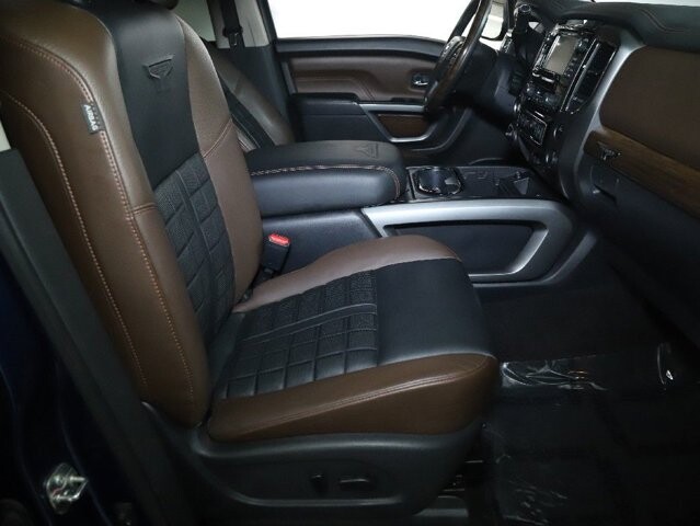 2017 Nissan Titan in Bedford, OH 44146 - 18107168 36