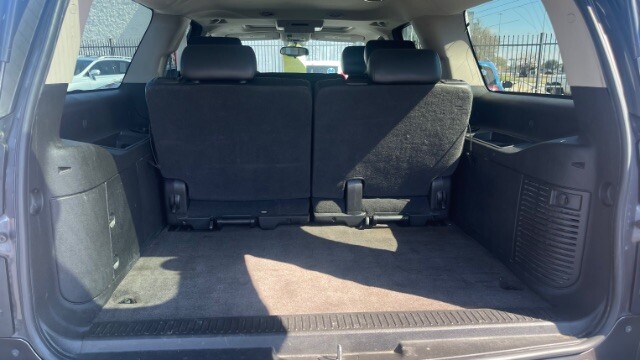 2010 Chevrolet Suburban in Dallas, TX 75228 - 18107173 8