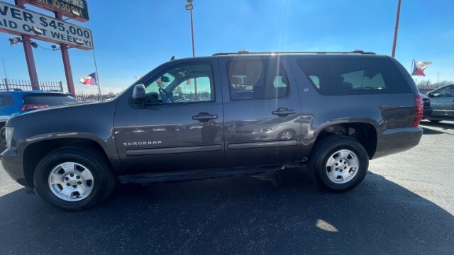 2010 Chevrolet Suburban in Dallas, TX 75228 - 18107173 10