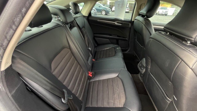 2017 Ford Fusion in Dallas, TX 75228 - 18107175 17