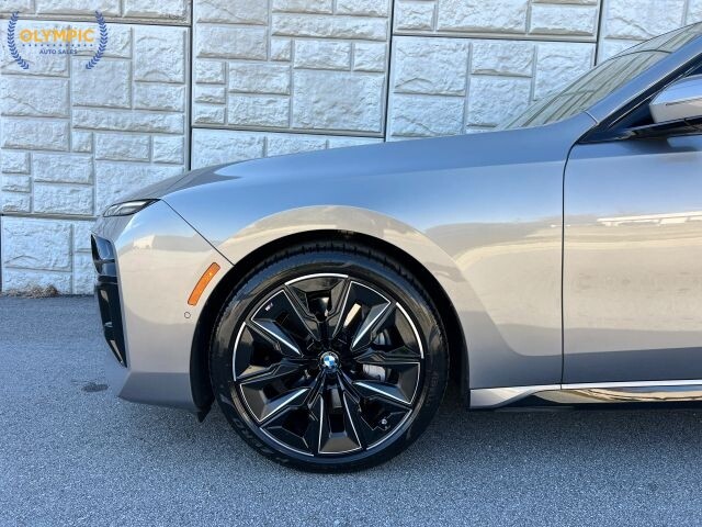 2023 BMW 740i in Decatur, GA 30032 - 18107185 9