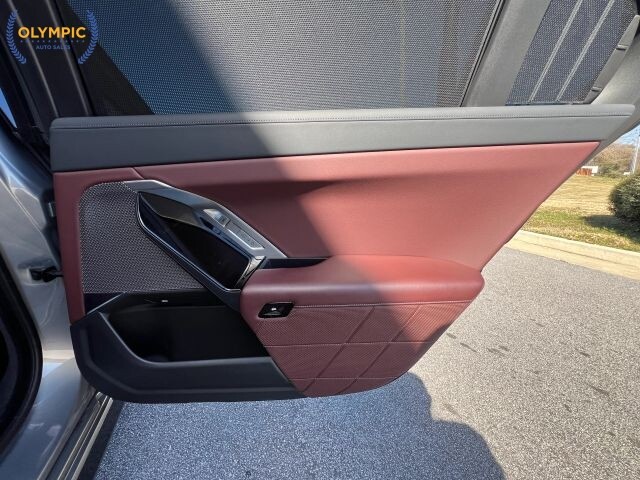 2023 BMW 740i in Decatur, GA 30032 - 18107185 46