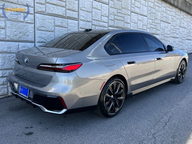 2023 BMW 740i in Decatur, GA 30032 - 18107185 6