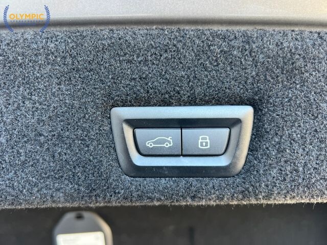 2023 BMW 740i in Decatur, GA 30032 - 18107185 33