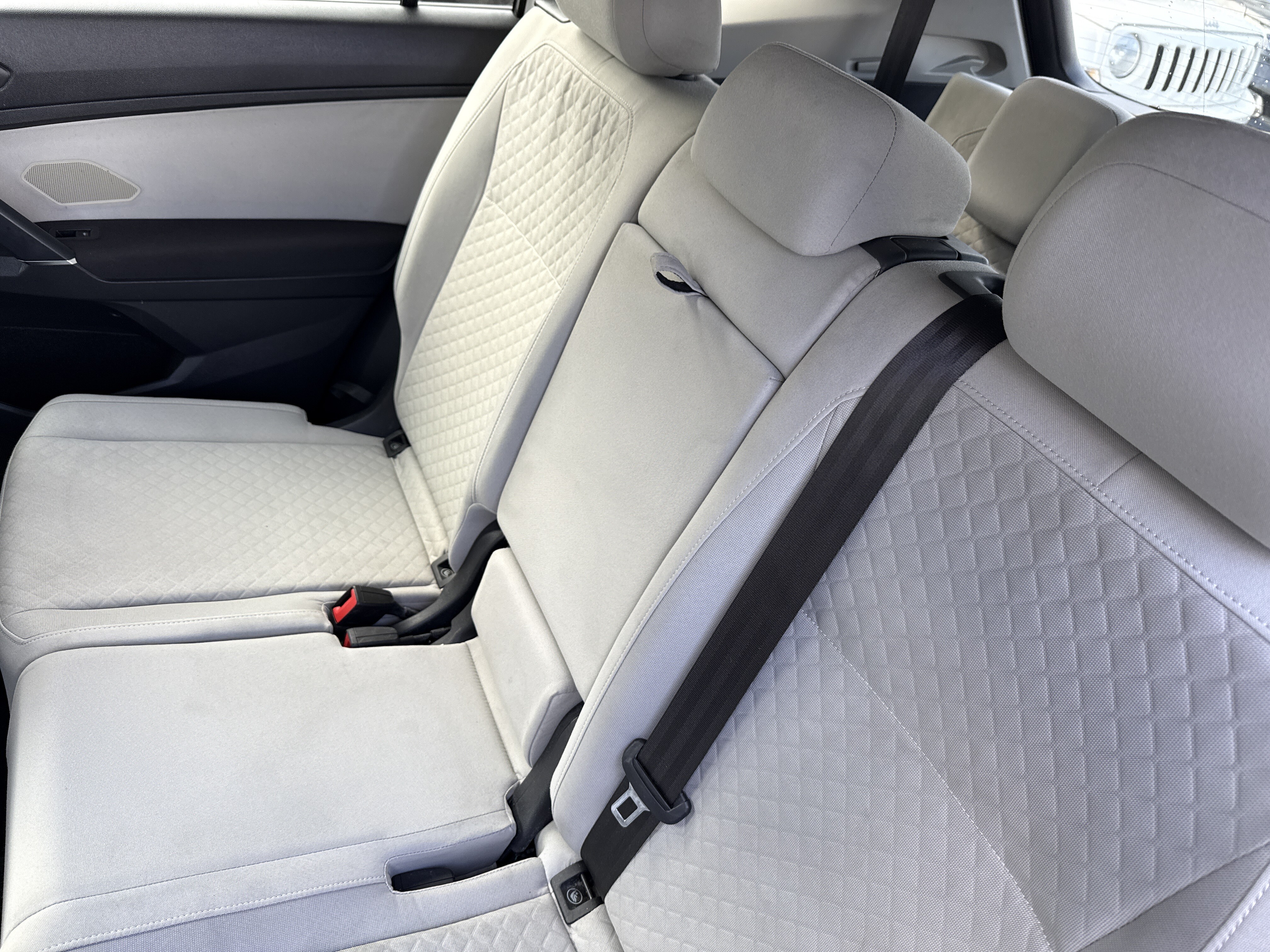 2020 Volkswagen Tiguan in Phoenix, AZ 85022 - 18107193 8