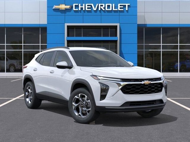 2026 Chevrolet Trax in Burlington, WI 53105 - 18107200 8