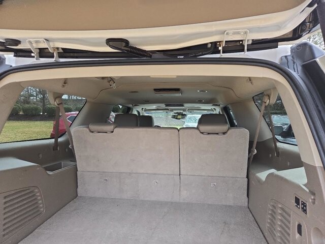 2016 Chevrolet Suburban in Virginia Beach, VA 23464 - 18107209 33