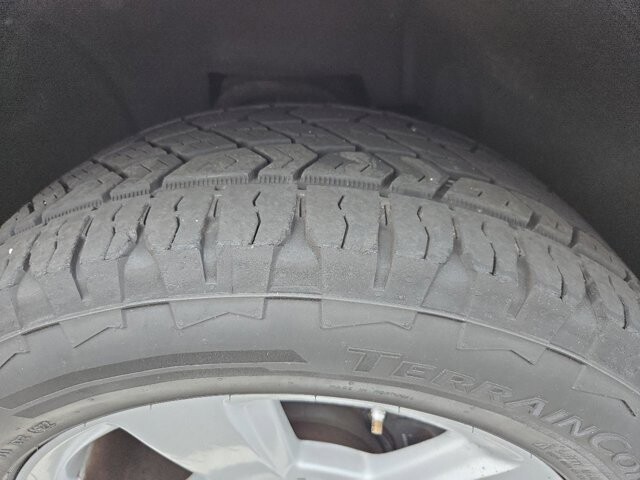 2016 Chevrolet Suburban in Virginia Beach, VA 23464 - 18107209 9