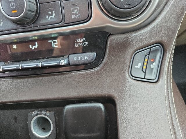 2016 Chevrolet Suburban in Virginia Beach, VA 23464 - 18107209 26