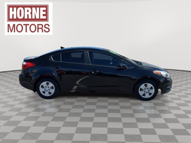 2016 Kia Forte in Mesa, AZ 85212 - 18107210 4