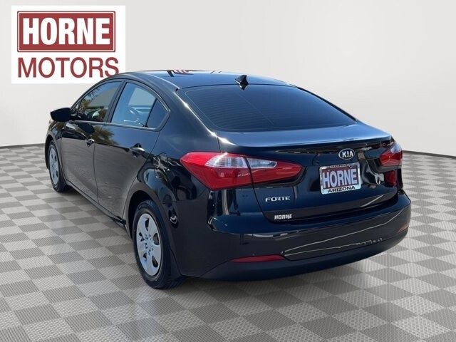 2016 Kia Forte in Mesa, AZ 85212 - 18107210 7