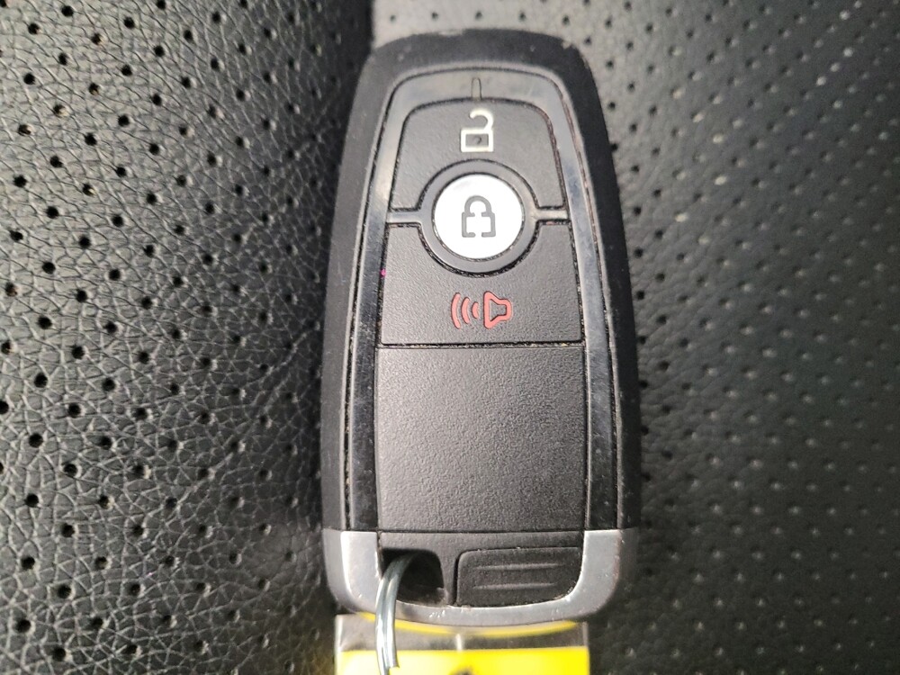 2020 Ford Escape in Columbus, OH 43228 - 18107215 32