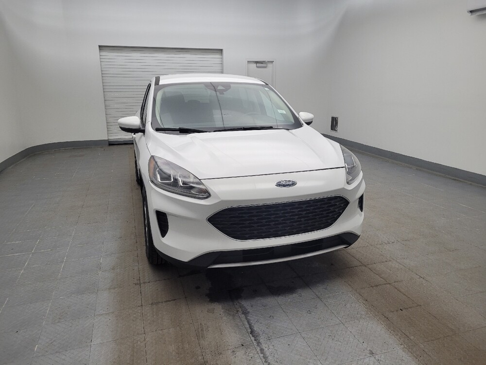 2020 Ford Escape in Columbus, OH 43228 - 18107215 14