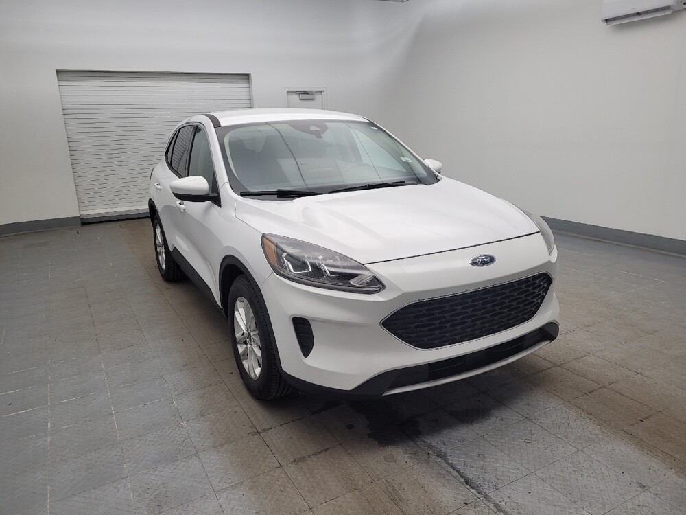 2020 Ford Escape in Columbus, OH 43228 - 18107215 13
