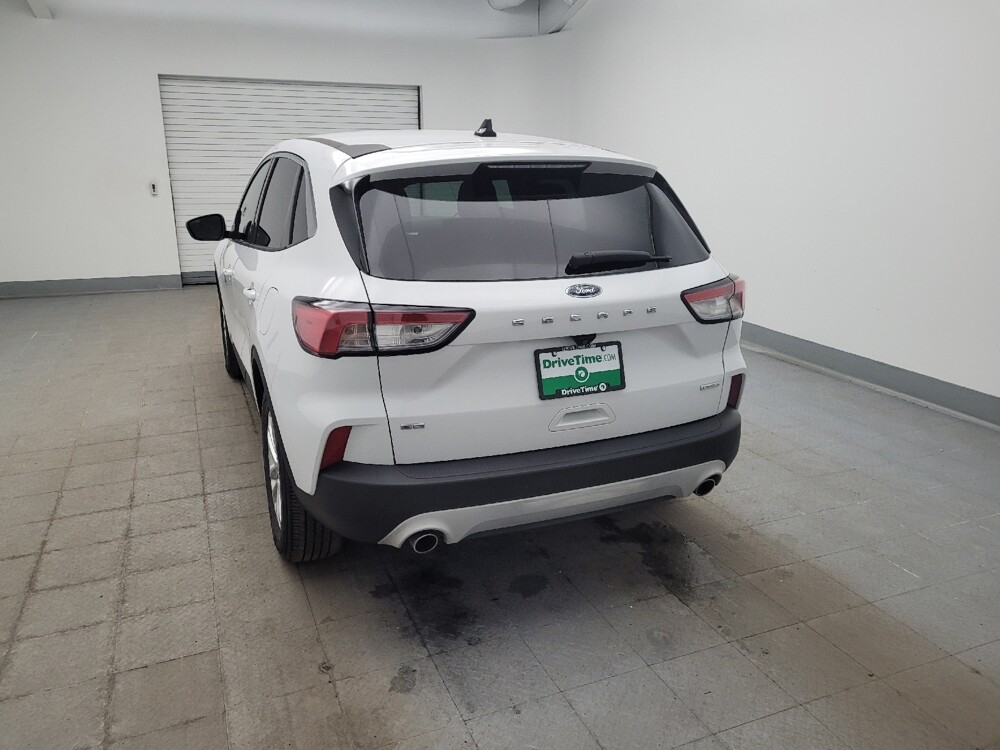 2020 Ford Escape in Columbus, OH 43228 - 18107215 6