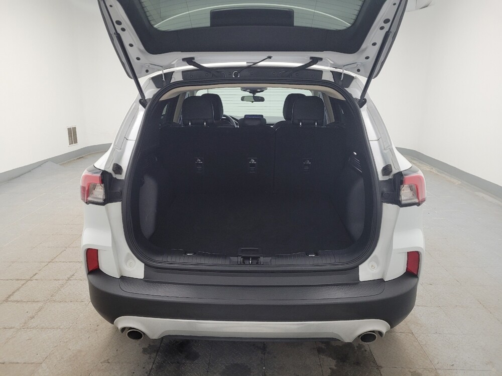 2020 Ford Escape in Columbus, OH 43228 - 18107215 29