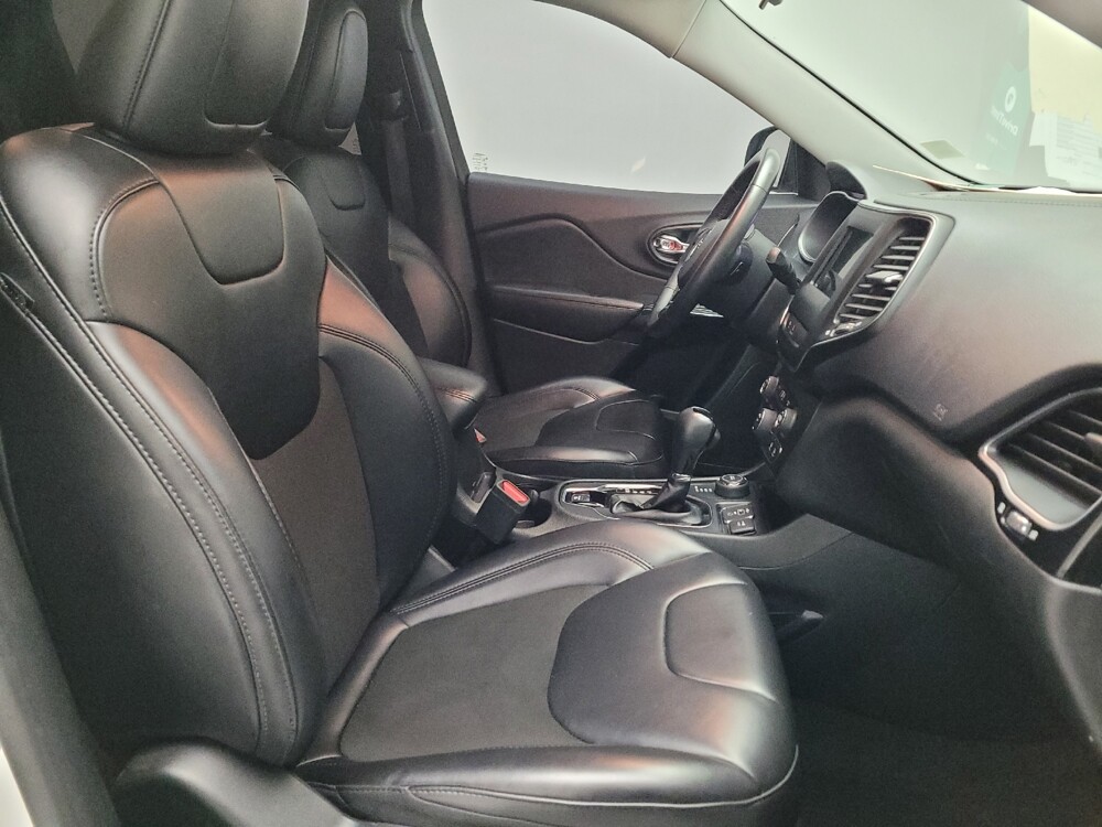 2019 Jeep Cherokee in El Cajon, CA 92020 - 18107216 21