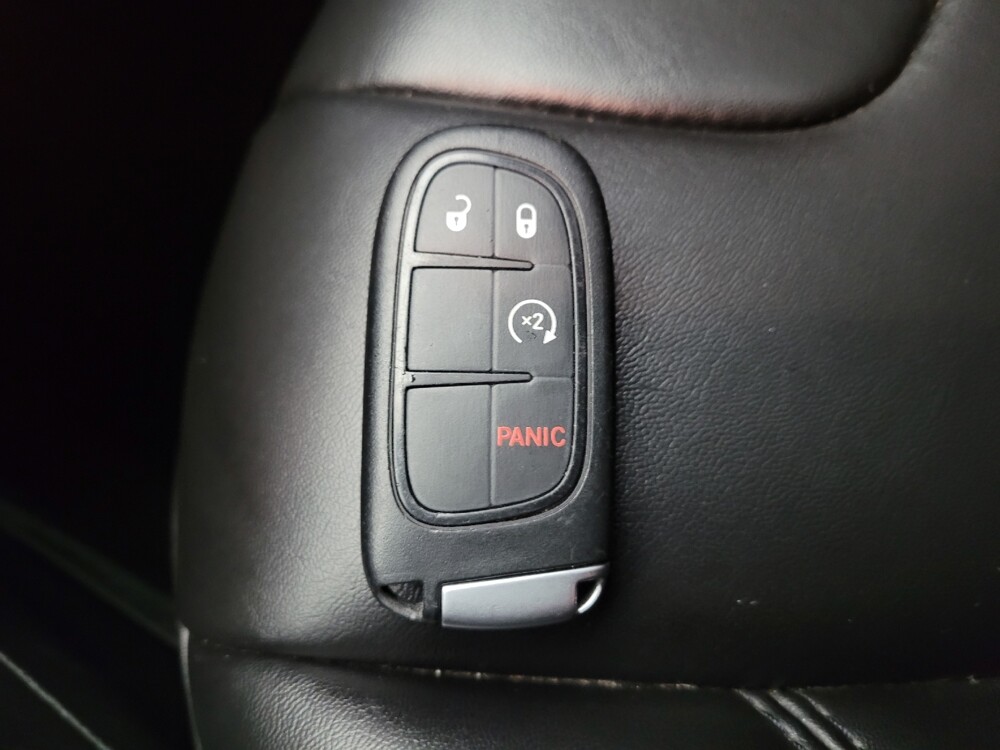 2019 Jeep Cherokee in El Cajon, CA 92020 - 18107216 32