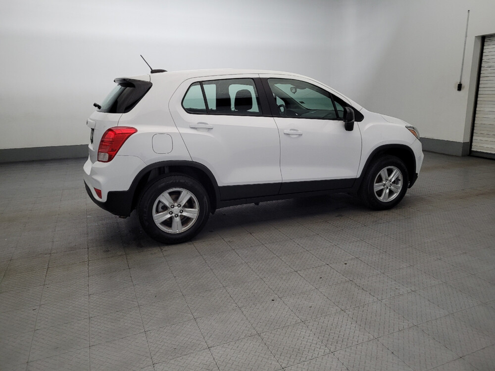 2019 Chevrolet Trax in Owings Mills, MD 21117 - 18107217 10
