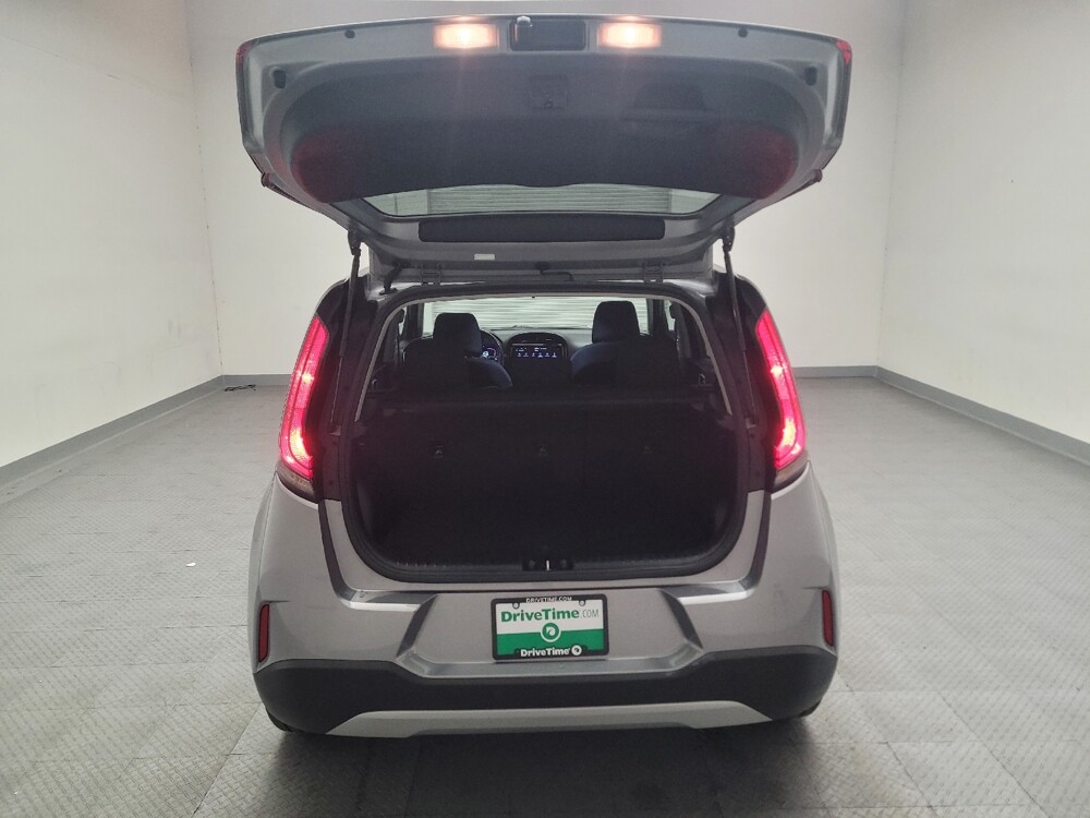 2023 Kia Soul in Riverside, CA 92504 - 18107225 29