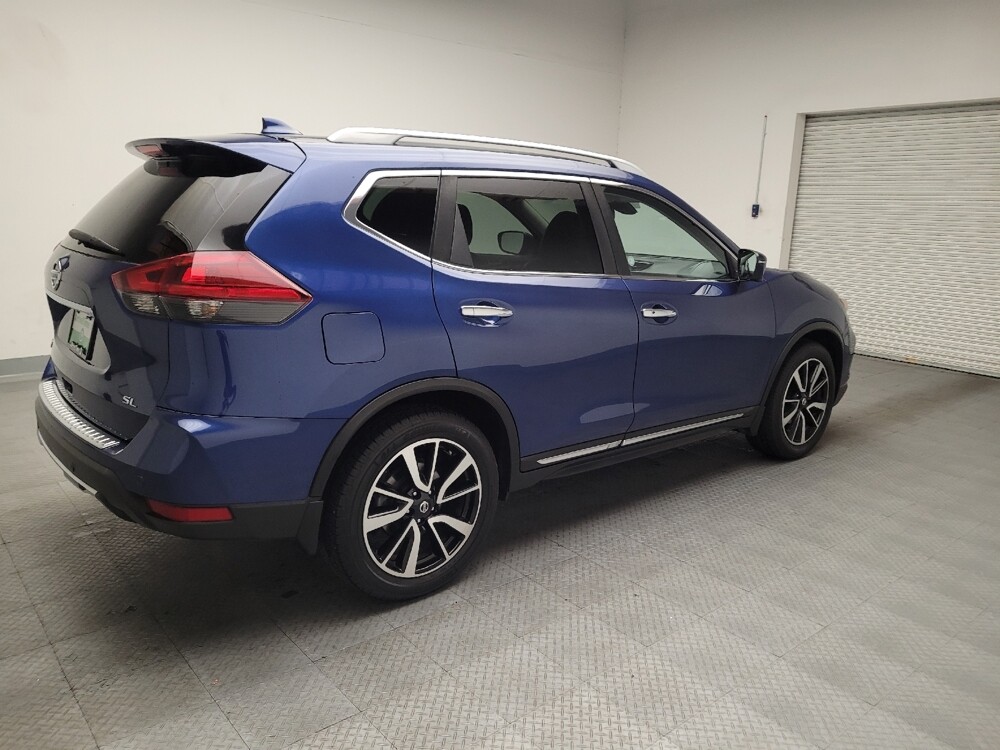 2019 Nissan Rogue in Torrance, CA 90504 - 18107235 10