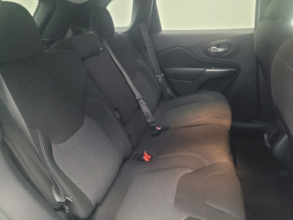 2020 Jeep Cherokee in Columbus, GA 31909 - 18107250 19