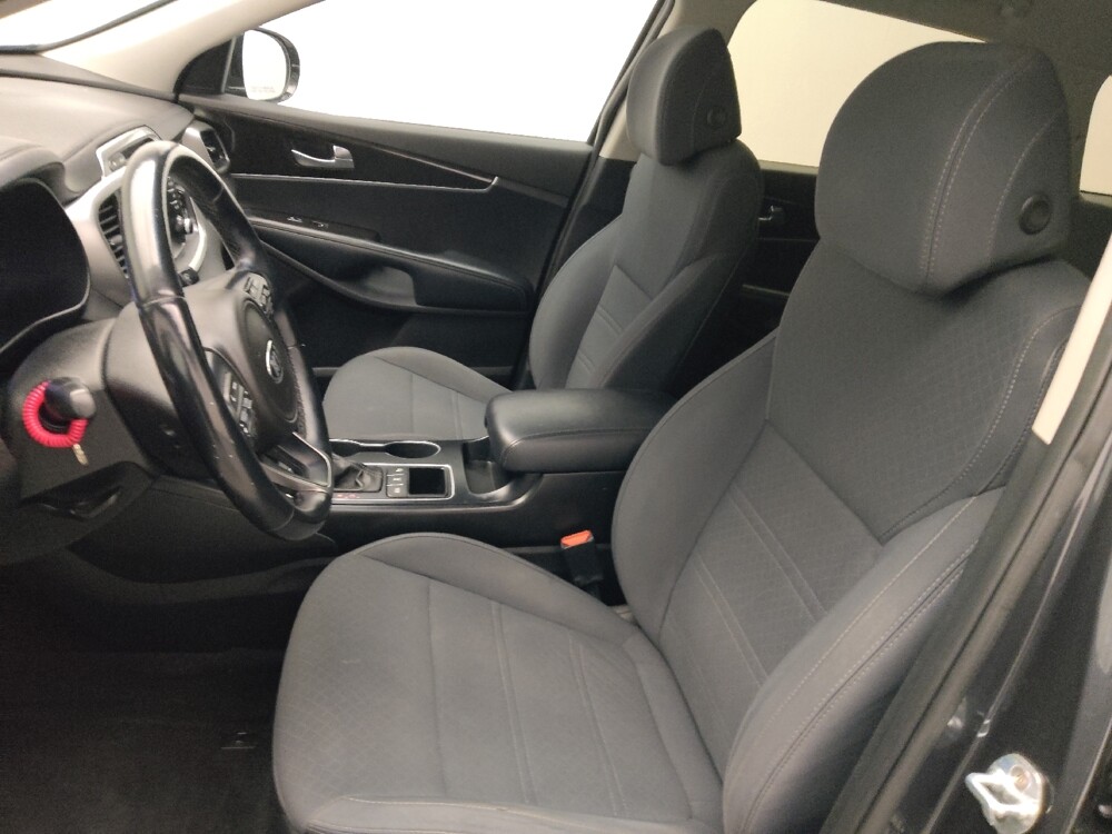 2017 Kia Sorento in Columbus, GA 31909 - 18107252 17