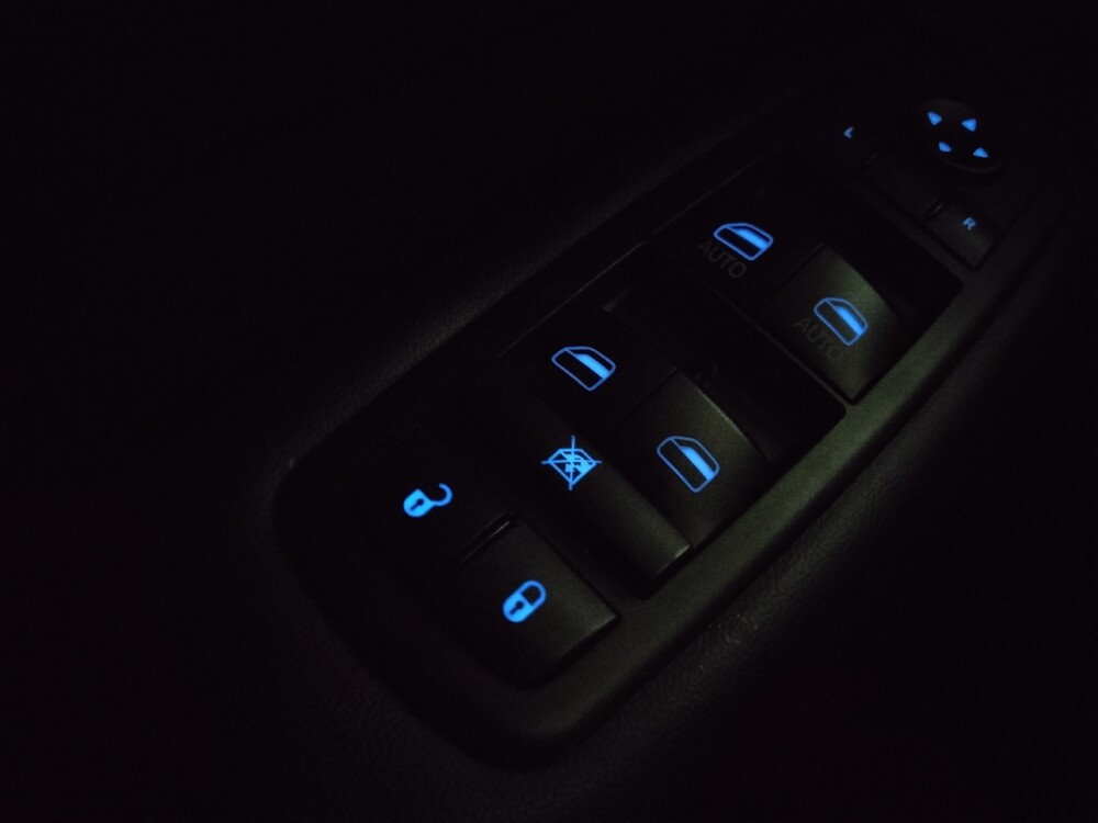 2019 Jeep Grand Cherokee in Jackson, MS 39211 - 18107263 27