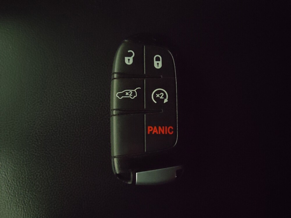 2019 Jeep Grand Cherokee in Jackson, MS 39211 - 18107263 32