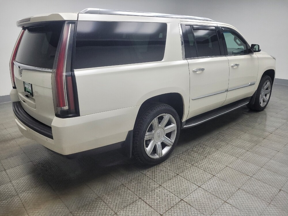 2015 Cadillac Escalade ESV in Indianapolis, IN 46219 - 18107268 10
