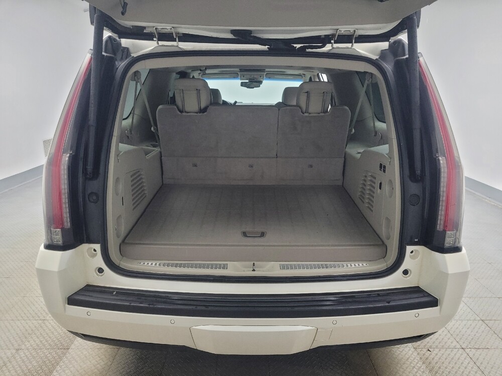 2015 Cadillac Escalade ESV in Indianapolis, IN 46219 - 18107268 29