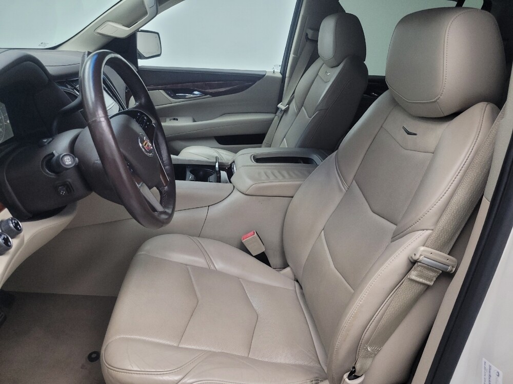 2015 Cadillac Escalade ESV in Indianapolis, IN 46219 - 18107268 17