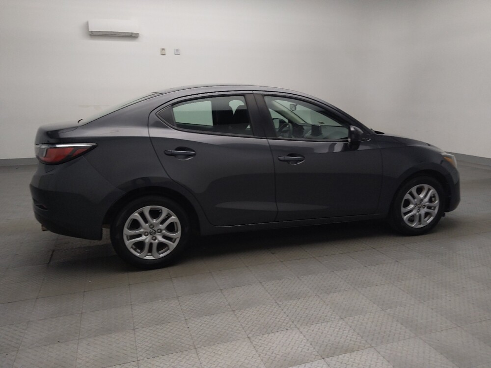2018 Toyota Yaris in Plano, TX 75074 - 18107274 10
