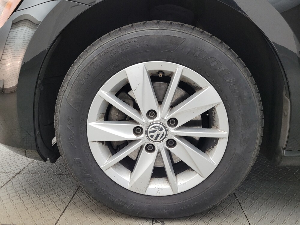 2015 Volkswagen Golf in Chandler, AZ 85225 - 18107275 31